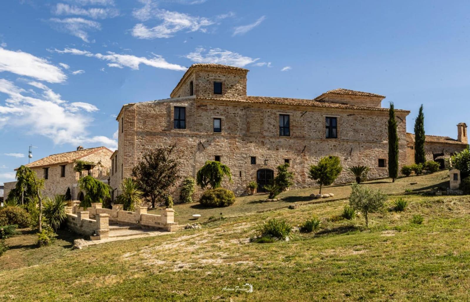 Castello Di Petecciano B&B มอชาโน ซานตานเจโล ภายนอก รูปภาพ